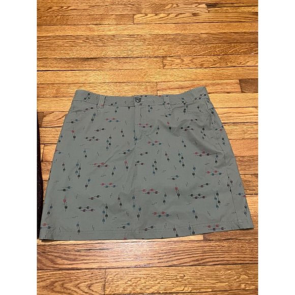 Warm and cool weather combo! Eddie Bauer Skort & Woolrich Wool Skirt - Picture 8 of 8